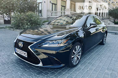 Седан Lexus ES 2021 в Києві