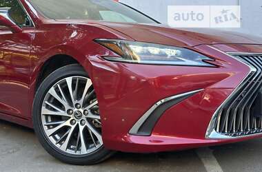 Седан Lexus ES 2019 в Одессе