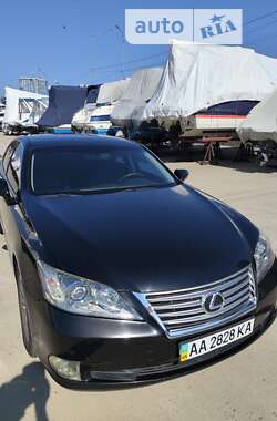 Седан Lexus ES 2009 в Киеве