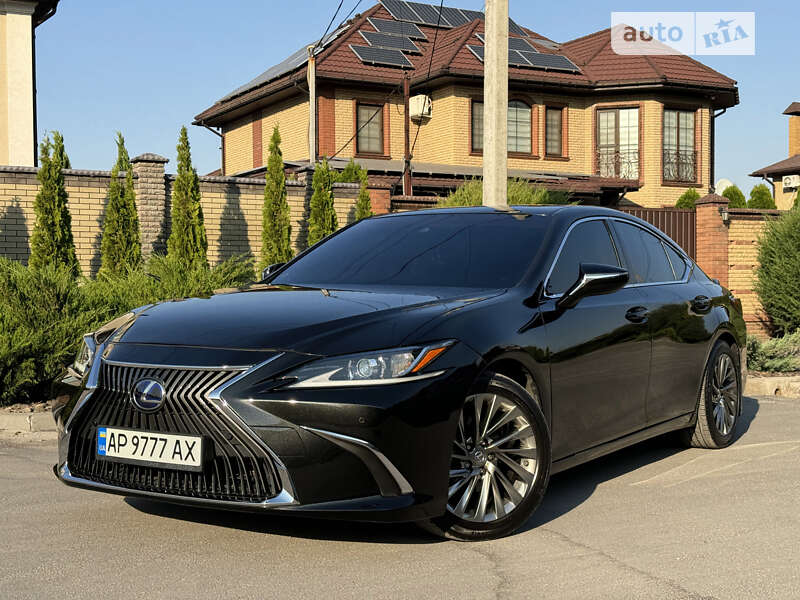 Седан Lexus ES 2019 в Днепре