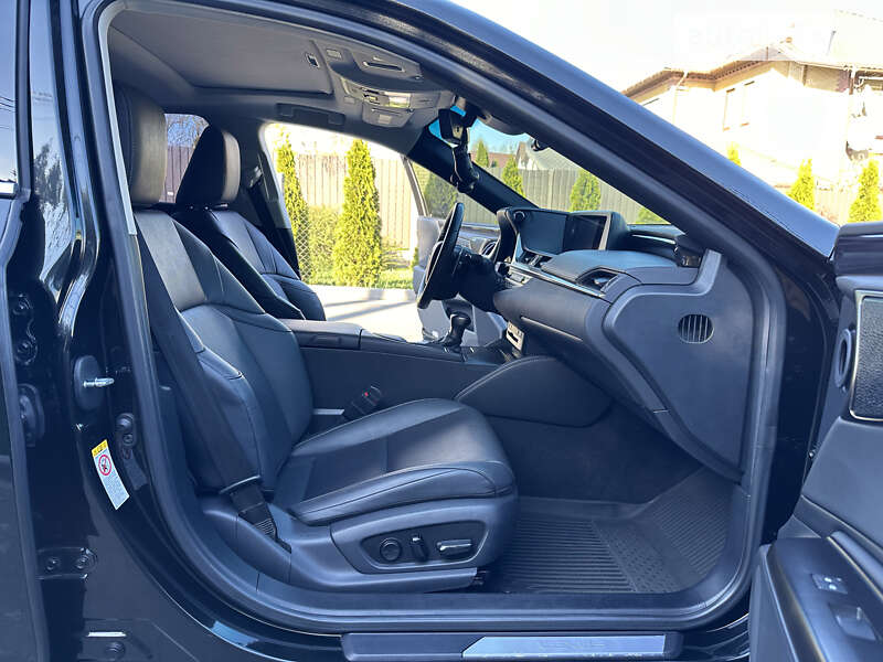 Седан Lexus ES 2019 в Днепре