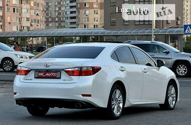 Седан Lexus ES 2014 в Києві