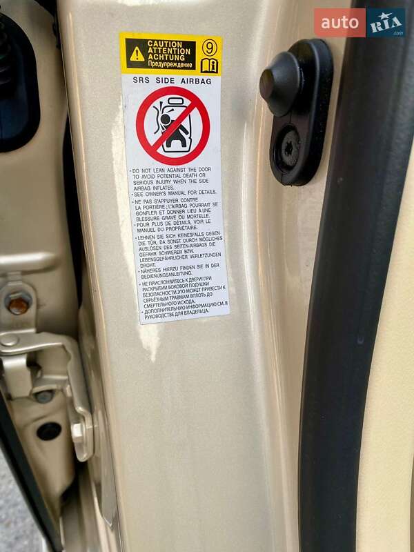 Седан Lexus ES 2013 в Черкассах