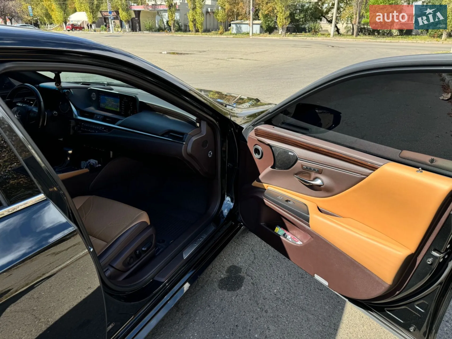 2019 Lexus ES - мініатюра 13