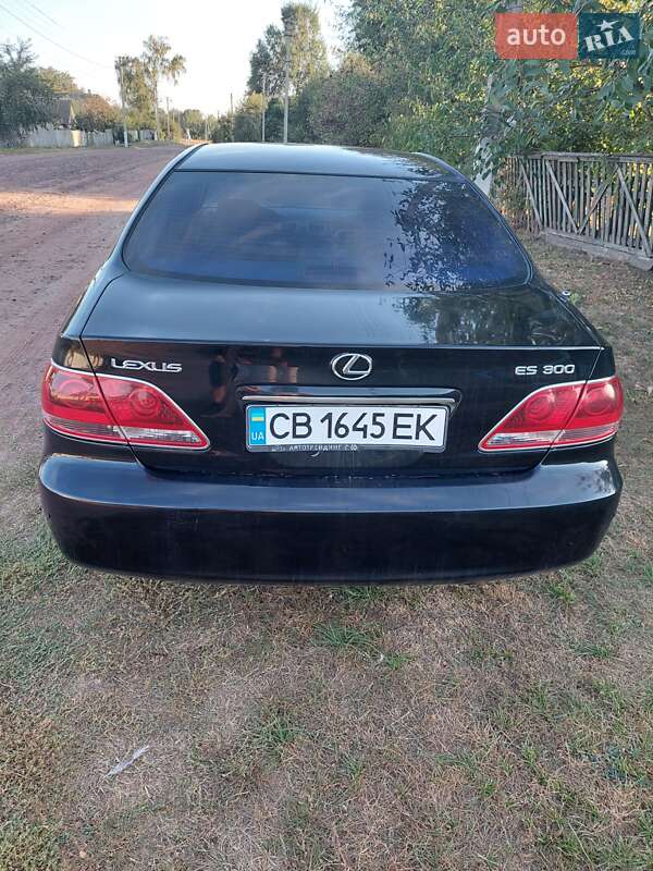 Седан Lexus ES 2005 в Прилуках