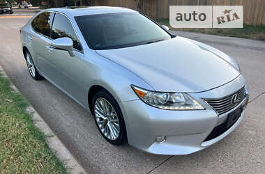 Седан Lexus ES 2013 в 