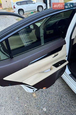 Седан Lexus ES 2016 в Днепре