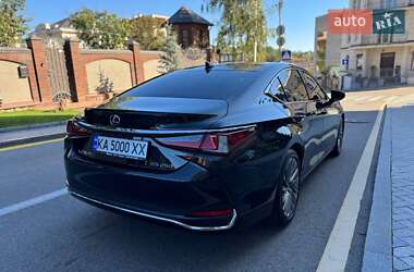 Седан Lexus ES 2019 в Киеве