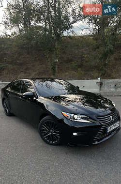Седан Lexus ES 2016 в Киеве