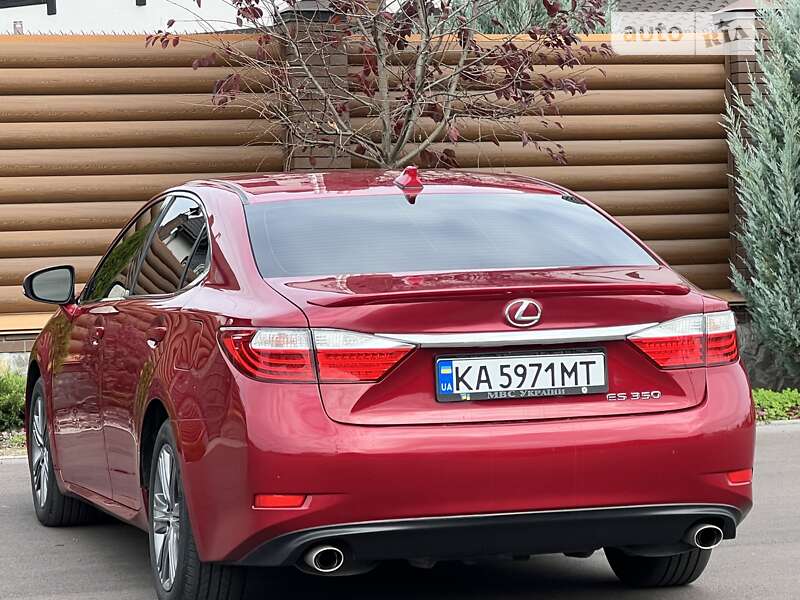 Седан Lexus ES 2013 в Киеве фото 23 Седан Lexus ES 2013 в Киеве