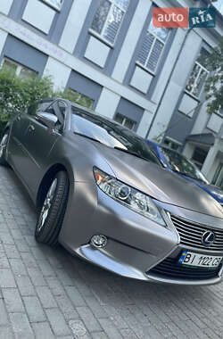 Седан Lexus ES 2013 в 