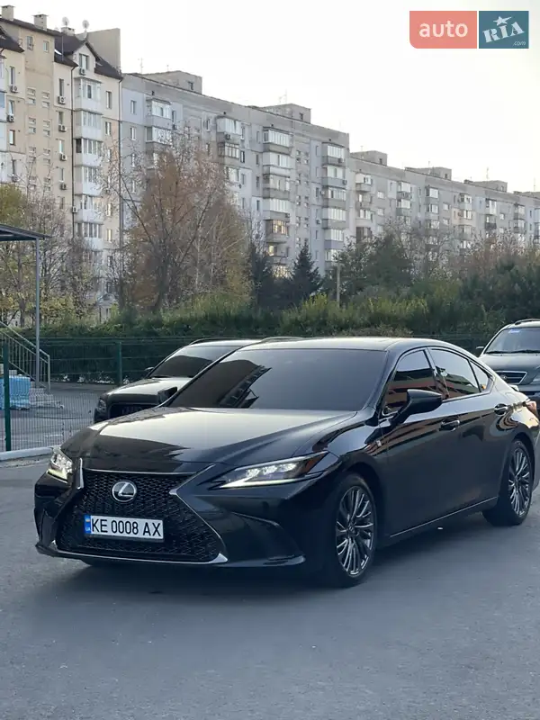 Lexus ES