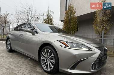 Седан Lexus ES 2020 в Києві