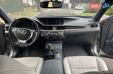 Седан Lexus ES 2014 в Черкассах