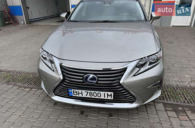 Седан Lexus ES 2016 в Одесі