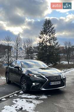 Седан Lexus ES 2015 в Києві