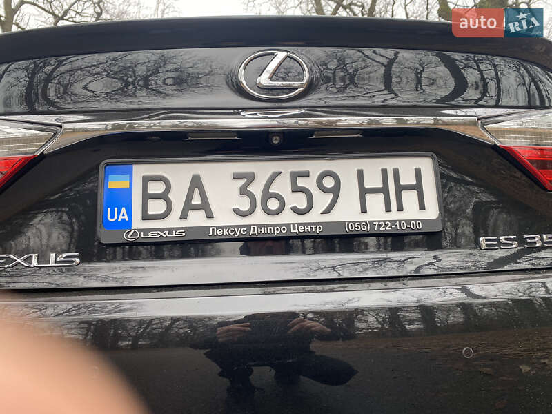 Седан Lexus ES 2017 в Белой Церкви