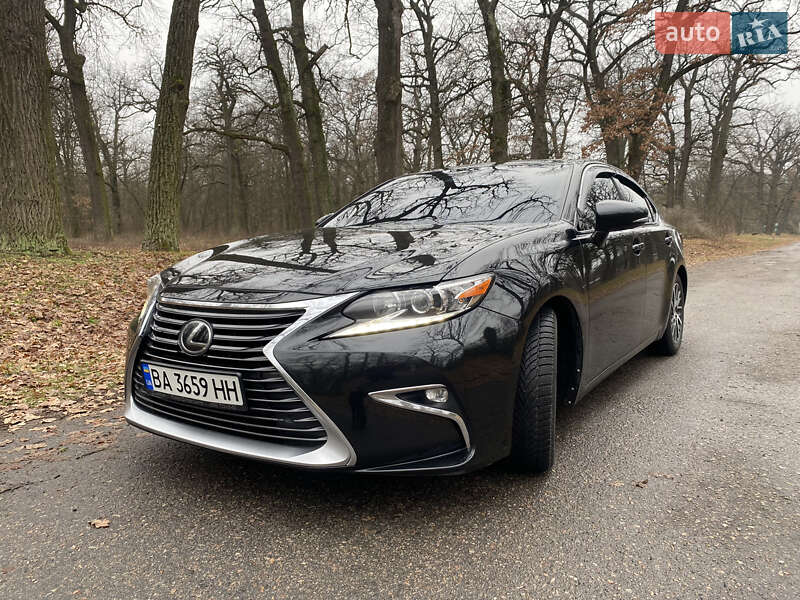 Седан Lexus ES 2017 в Белой Церкви
