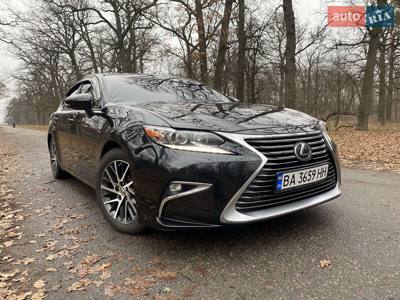 Седан Lexus ES 2017 в Белой Церкви