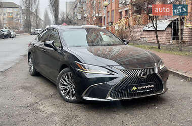 Седан Lexus ES 2019 в Києві