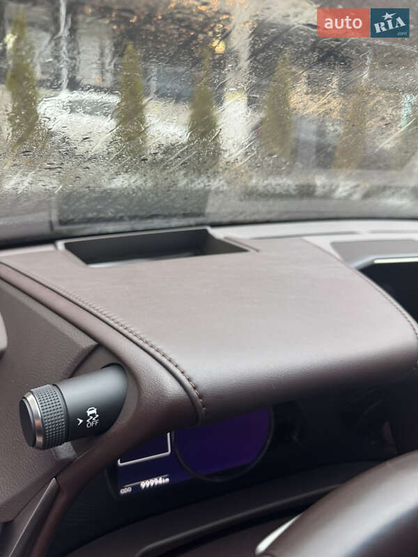 Седан Lexus ES 2018 в Киеве фото 22 Седан Lexus ES 2018 в Киеве