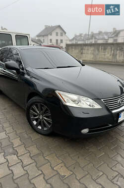 Седан Lexus ES 2008 в Львові