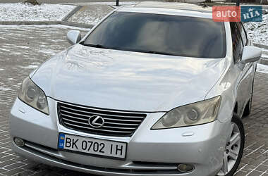 Седан Lexus ES 2007 в Ровно