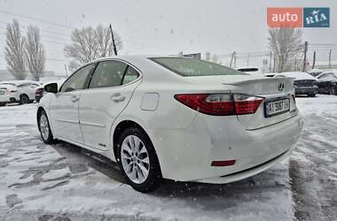 Седан Lexus ES 2013 в Києві