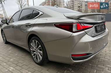 Седан Lexus ES 2020 в Києві