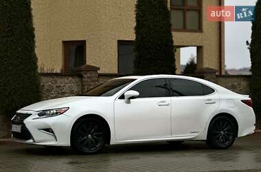 Седан Lexus ES 2017 в 