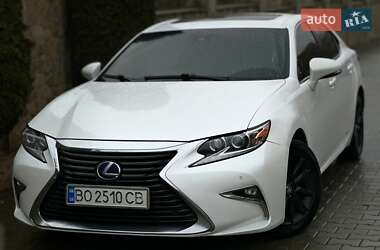 Седан Lexus ES 2017 в 