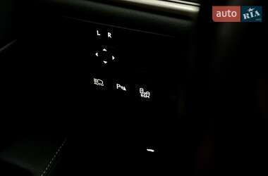 Седан Lexus ES 2017 в 