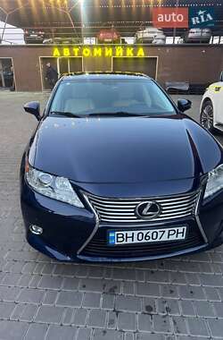 Седан Lexus ES 2015 в 