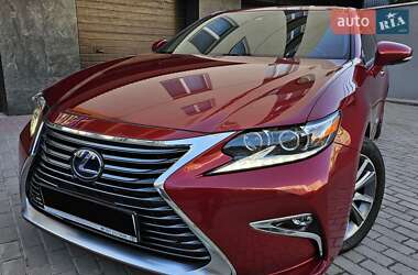 Седан Lexus ES 2018 в Тернополі