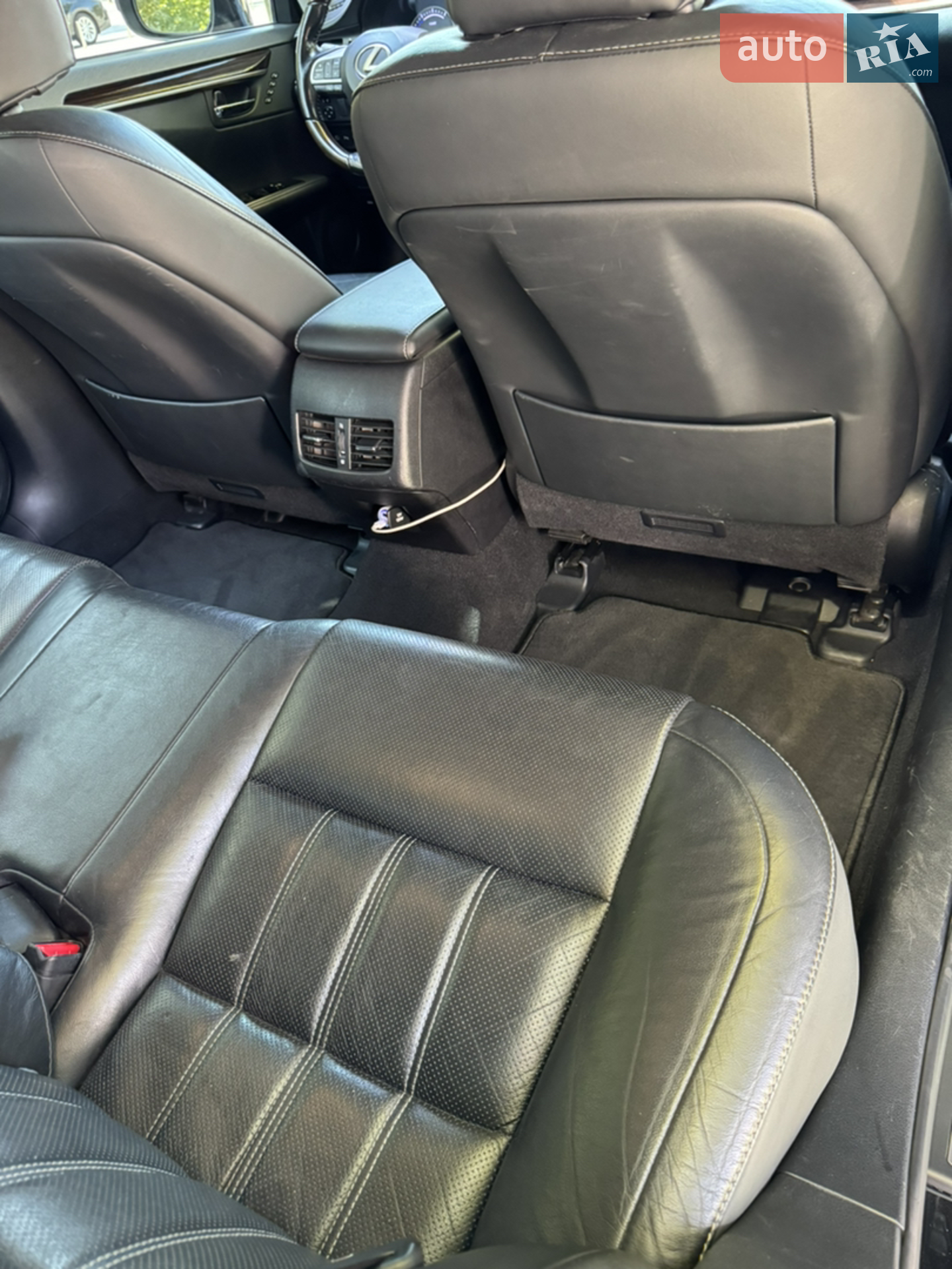 2016 Lexus ES - мініатюра 13