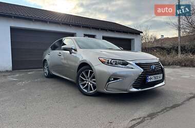 Седан Lexus ES 2016 в Одесі