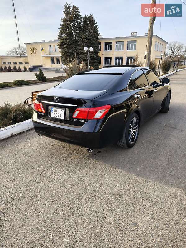 Седан Lexus ES 2007 в Доброславе