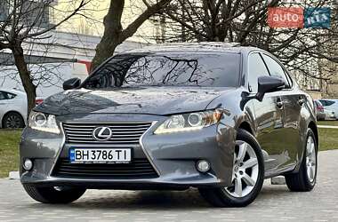 Седан Lexus ES 2013 в Одесі