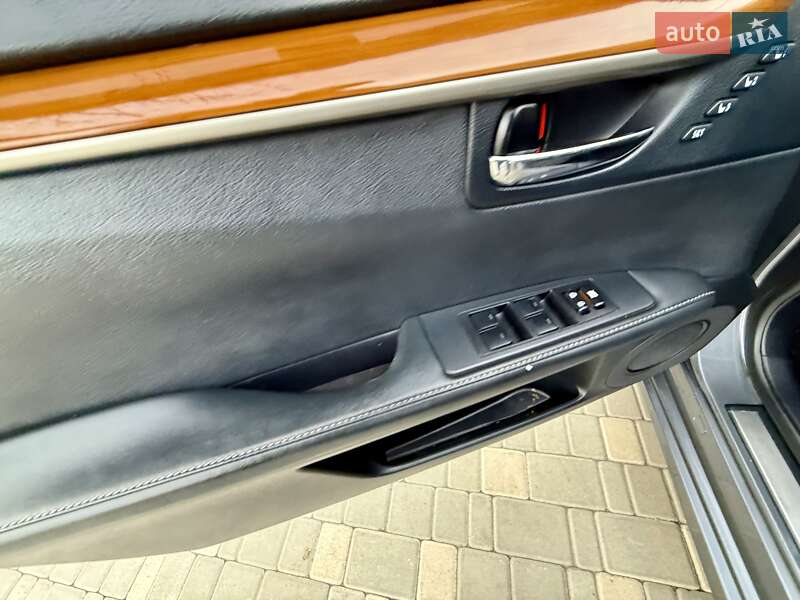 Седан Lexus ES 2013 в Одесі фото 167 Седан Lexus ES 2013 в Одесі