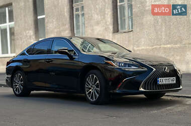 LEXUS ES 250 2020