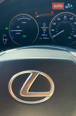 Седан Lexus ES 2014 в Дніпрі