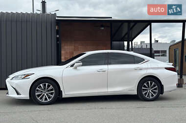 Седан Lexus ES 2021 в Києві
