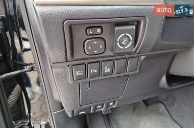 Седан Lexus ES 2016 в 