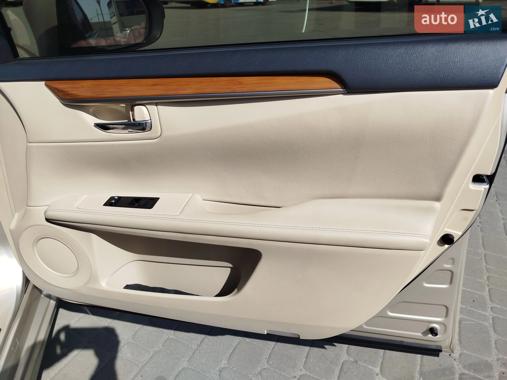 2015 Lexus ES - мініатюра 14