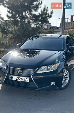 Седан Lexus ES 2015 в 