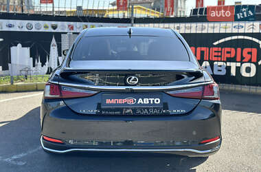 Седан Lexus ES 2023 в 