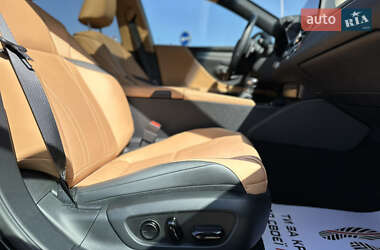 Седан Lexus ES 2023 в 