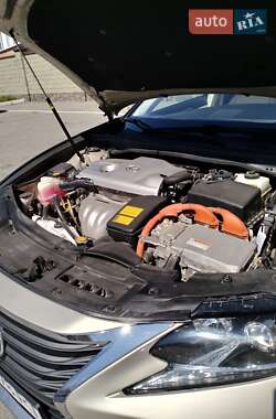 Седан Lexus ES 2012 в 