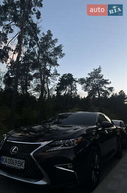 Седан Lexus ES 2012 в 