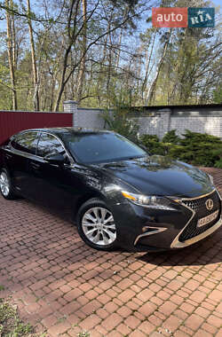 Седан Lexus ES 2015 в 